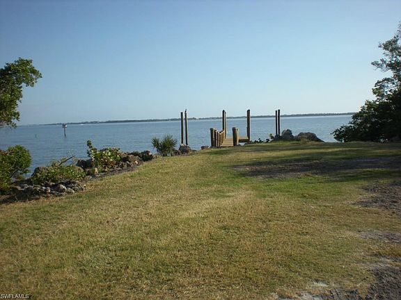 4th image of 2140 Palm Ave