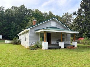395 Carolina Cir #20, Abbeville, SC 29620