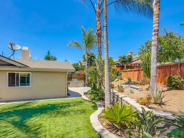 7845 Mission Montana Pl — Photo 25