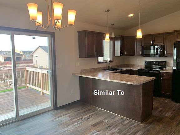 2nd image of 213 Creekside Ave #Xf2qb1