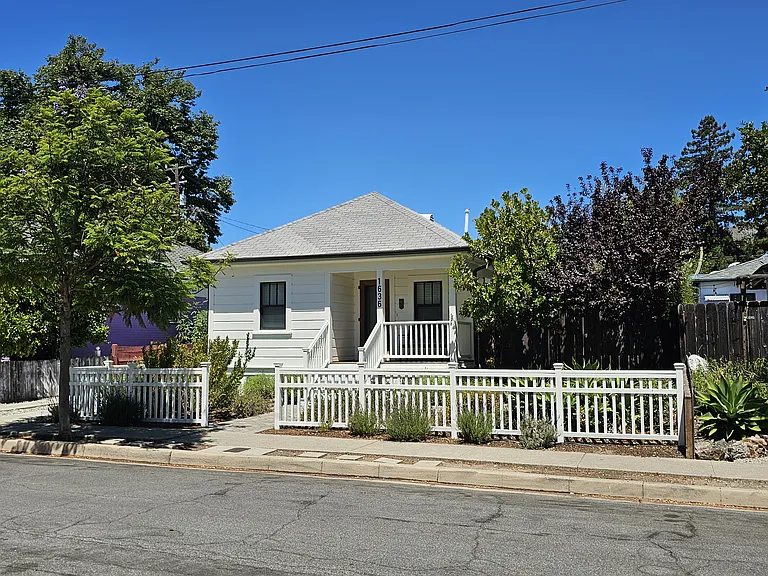 1636 Garden St — Photo 25