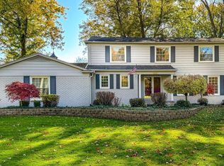 2861 Masefield Dr, Bloomfield Hills, MI 48304