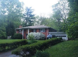 9017 Denise Ln, Fairfax, VA 22031