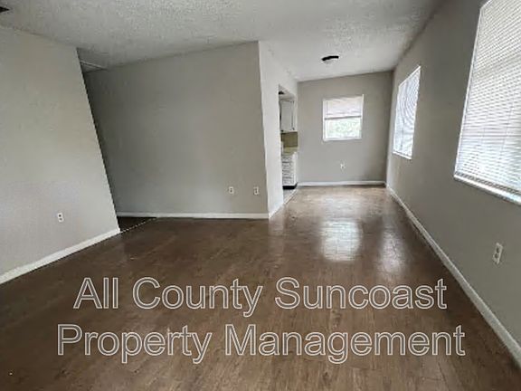 4th image of 3467 33rd Ave N Unit 3