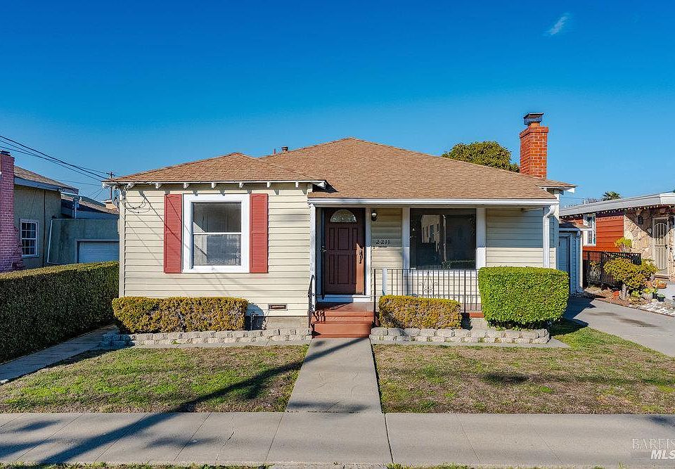 1st image of 2211 Wilcox Avenue