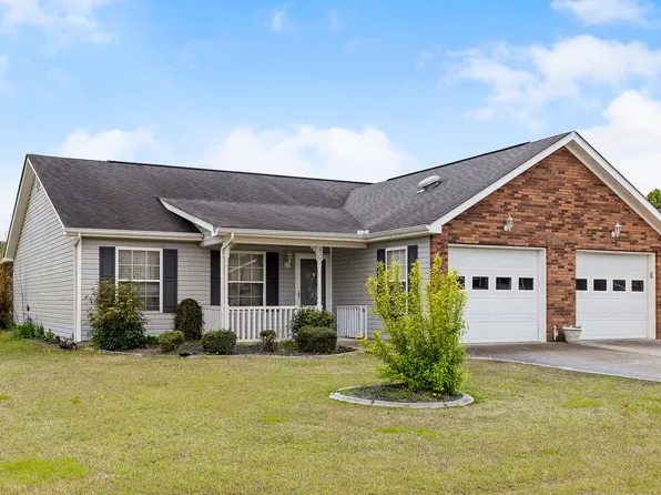 80 Flagstone Dr, Rossville, GA 30741