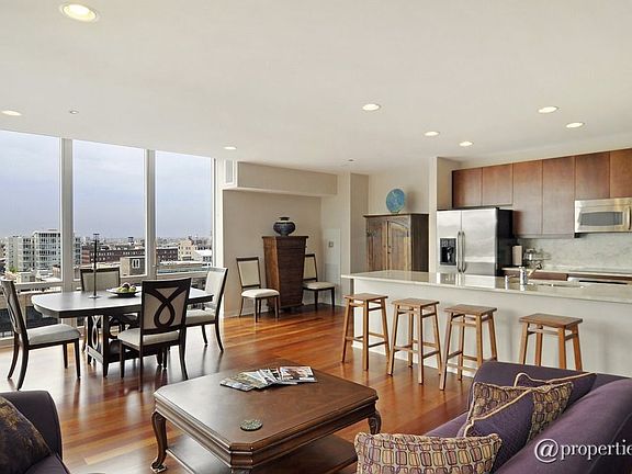 Kitchen/Living Room
