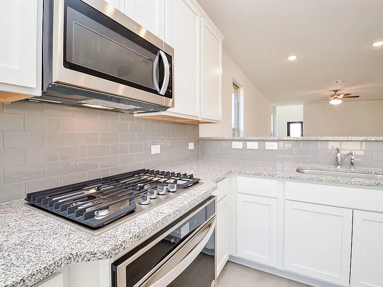 7919 Royal Palm Dr — Photo 13