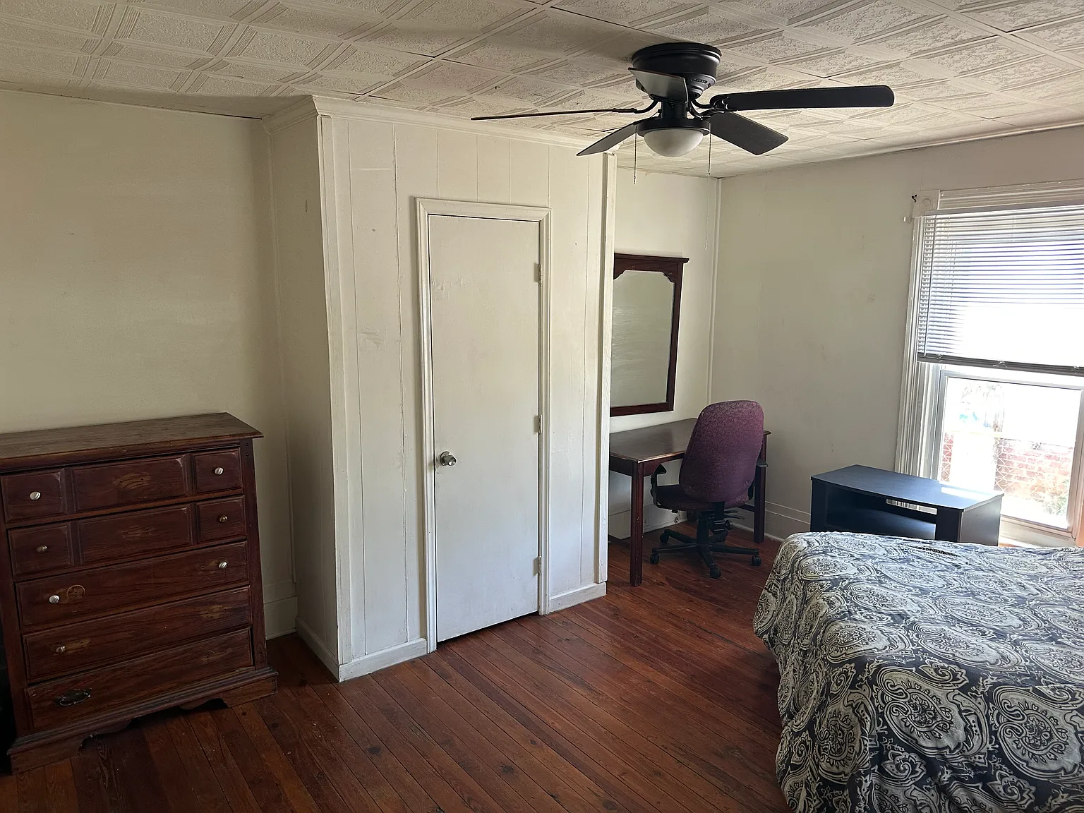 5 bed, $500 — Photo 3