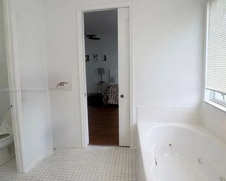 556 NW 39th Cir #556 — Photo 3