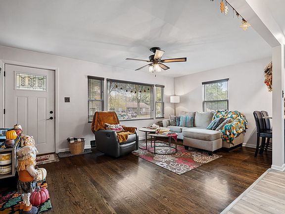 4th image of 219 Oneill St