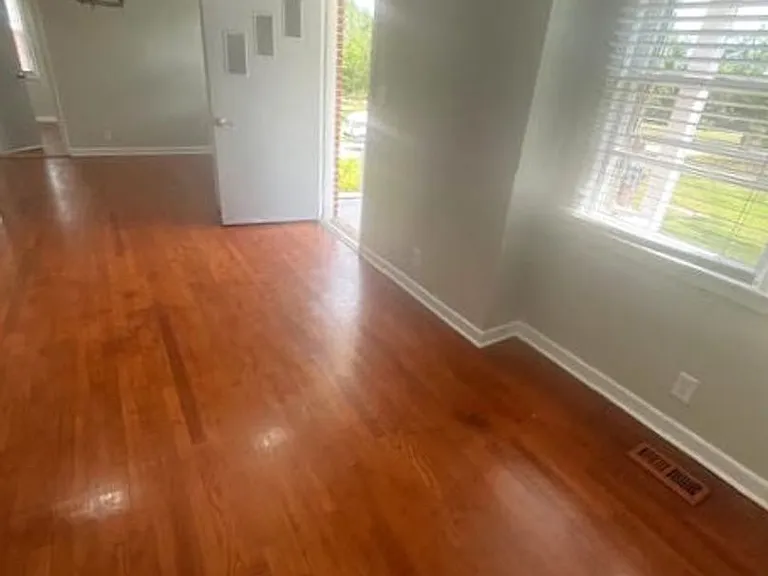 705 Georgia Ave — Photo 6