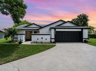 313 Pine Ridge Ln, Melbourne, FL 32940