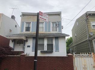 1045 E 96th St, Brooklyn, NY 11236