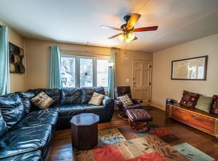 124 Iroquois St, Webster, NY 14580