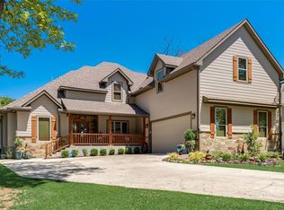 209 Pueblo Dr, Lake Kiowa, TX 76240