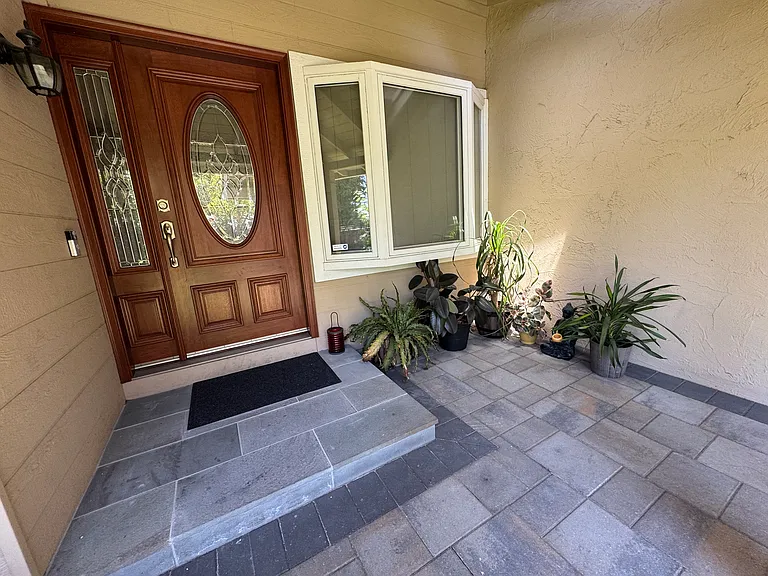 751 Verdi Dr — Photo 5