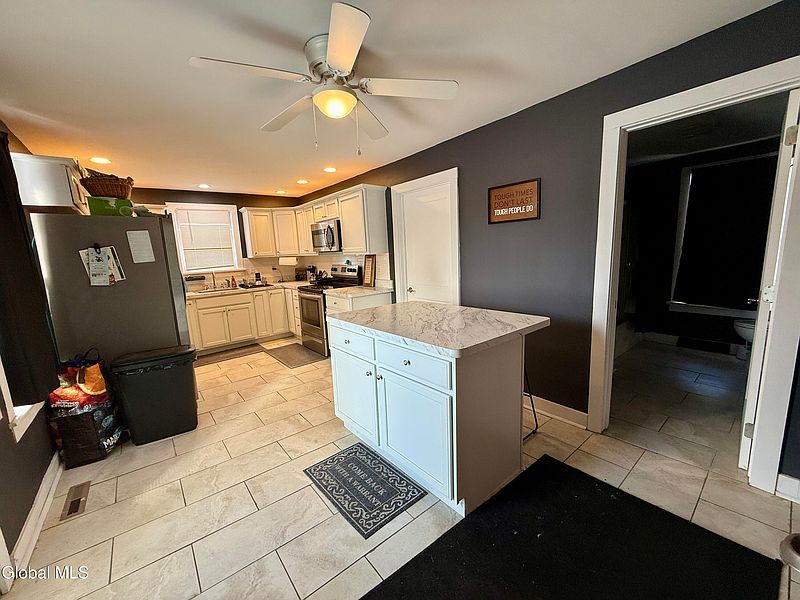 5th image of 31 Parry Street