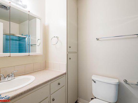 4th image of 148 Selwyn Dr APT 3