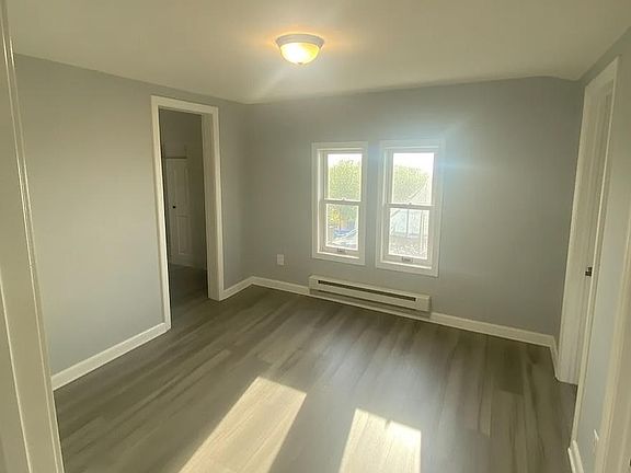 4th image of 100 Gilbert Ave #3