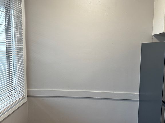 4th image of 4640 22nd Ave NE APT 11