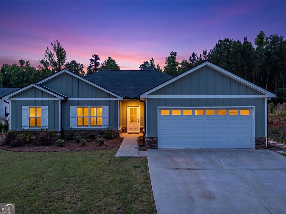 1st image of 245 Brittany Pointe Ln