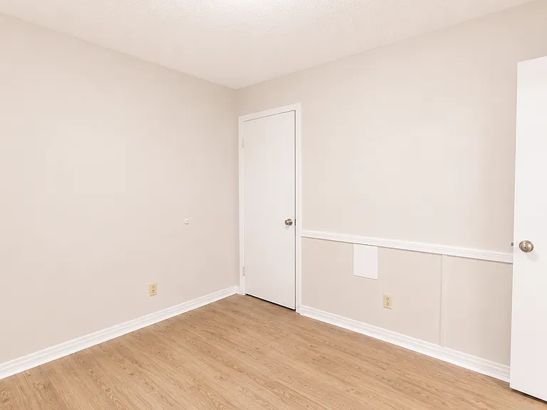 1219 Carolina Ave — Photo 11