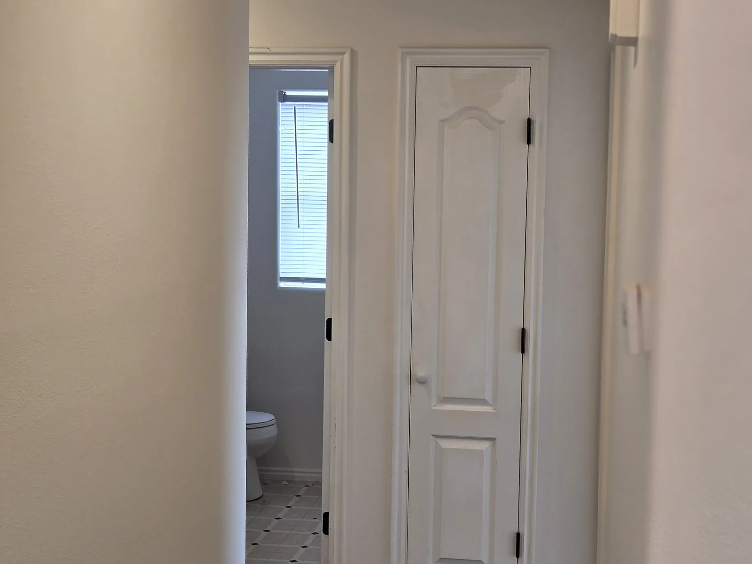 4 bed, 1890 sqft, $2,175 — Photo 3