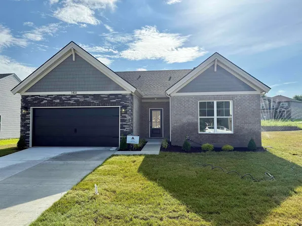 1401 N Hunters Crossing Cir, Huntingburg, IN 47542