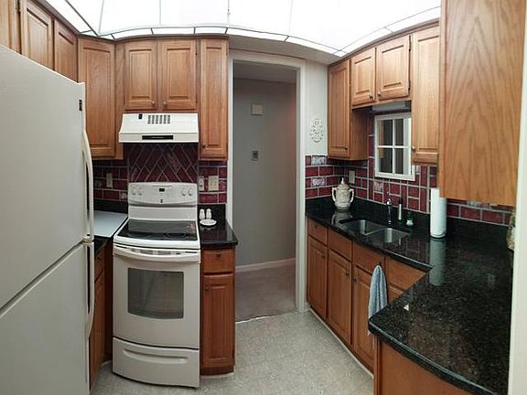 5th image of 4005 S Crysler Ave APT 7