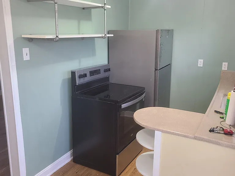 Brand new oven and refrigerator (January 2025).