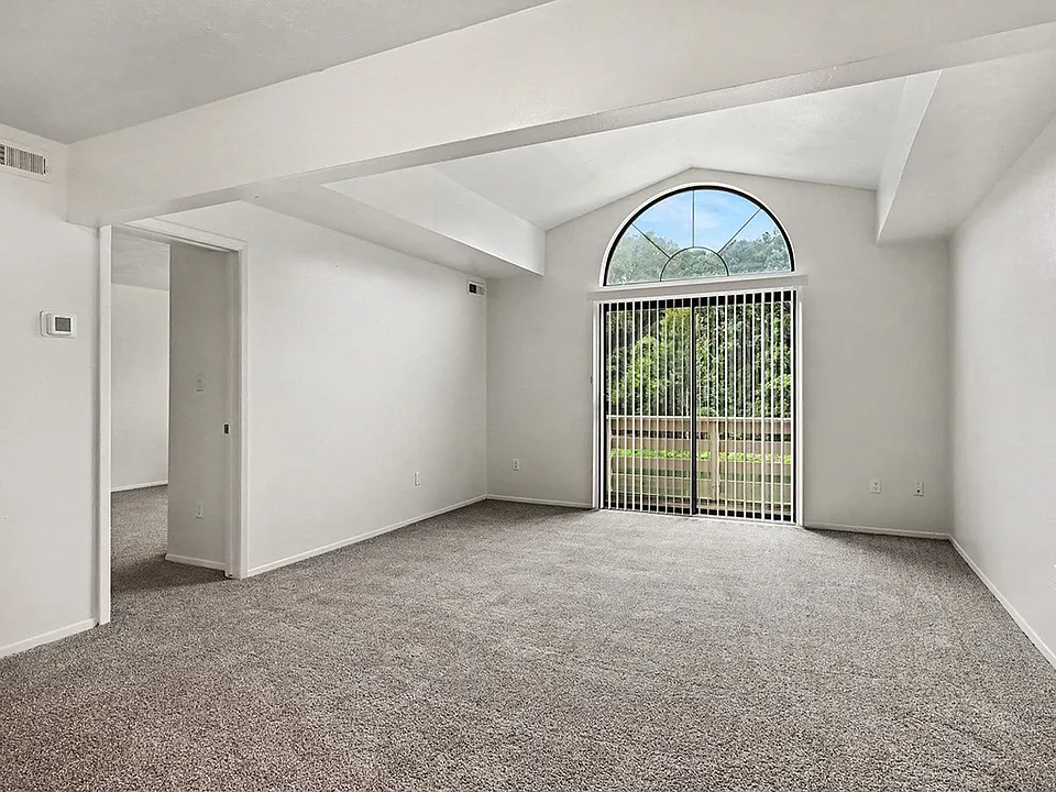 South Bridge Apartments