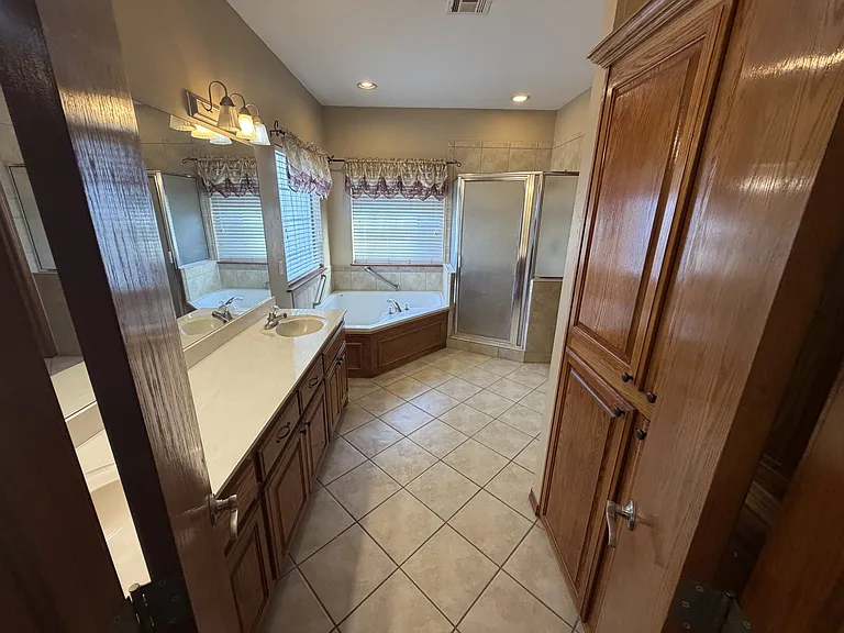 608 N Cherokee Way — Photo 20