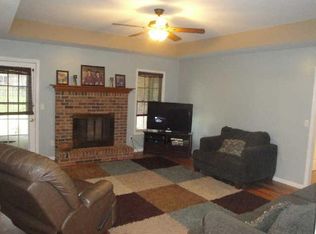 330 Courtnea Ln, Manchester, TN 37355