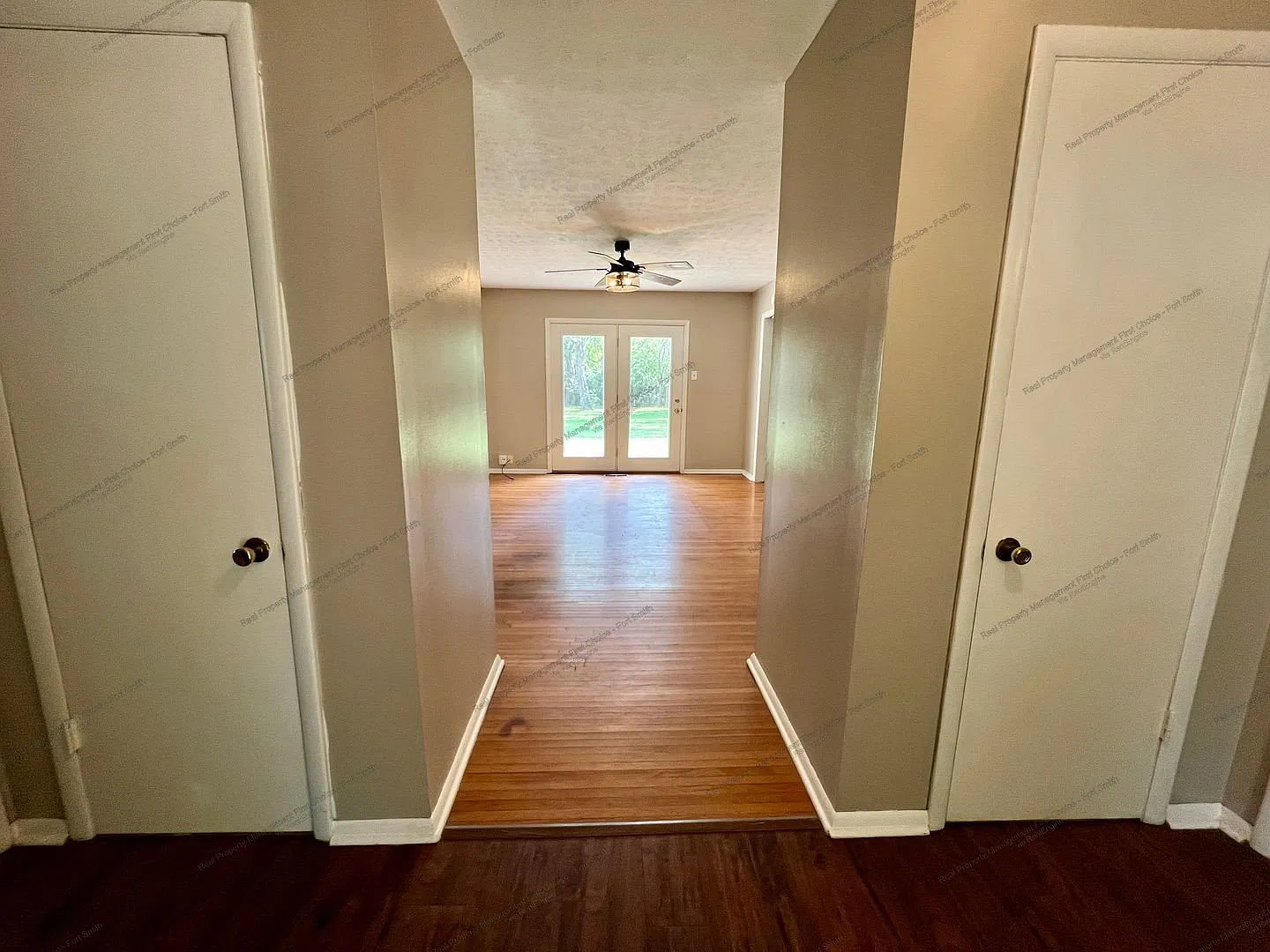 3 bed, 2.0 bath, 1555 sqft, $1,500 — Photo 3