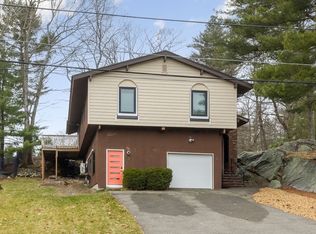 8 Hickory Hill Rd, Wakefield, MA 01880
