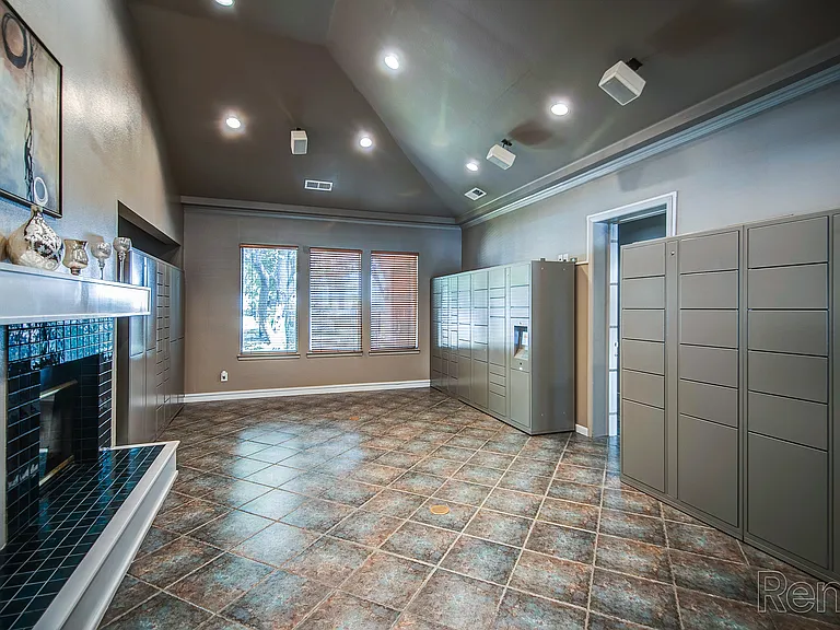 Greyson's Gate Apartments — Photo 6