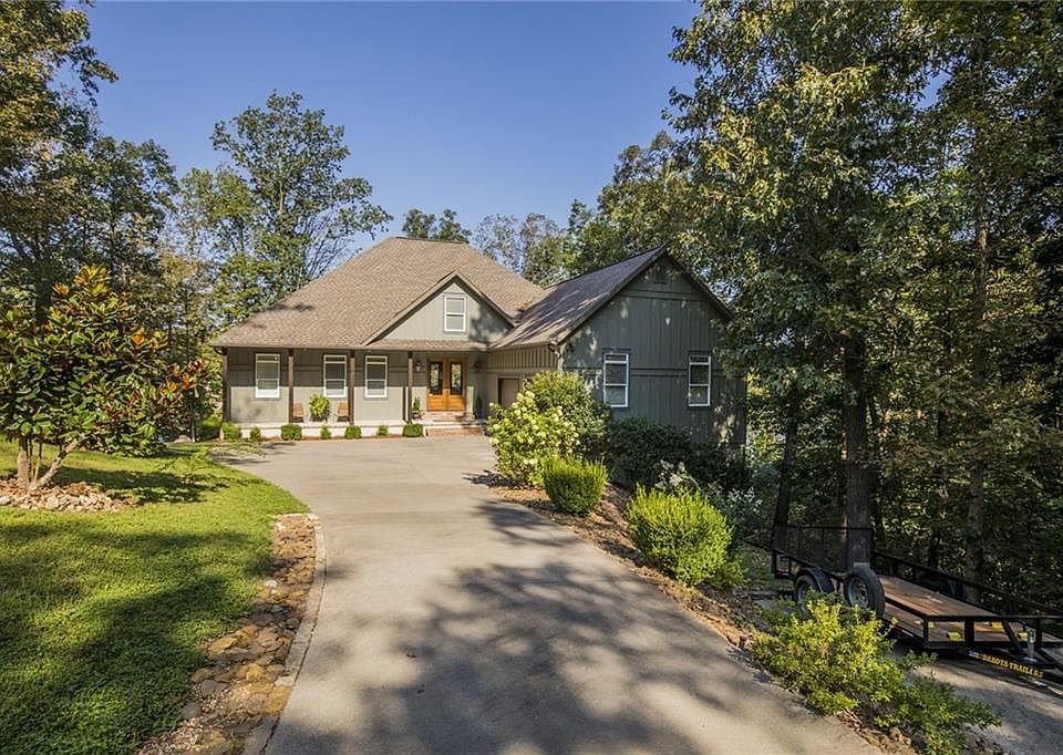 1st image of 20 Stucky Ln
