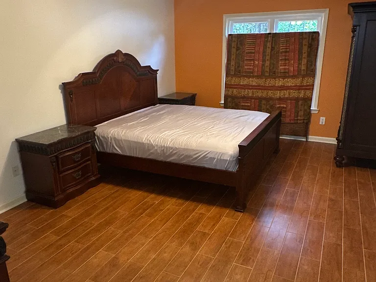 255 Monmouth Dr — Photo 8