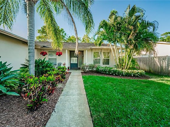2nd image of 13522 Cordova Dr