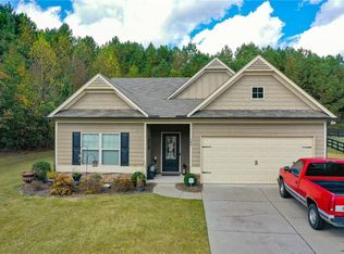 104 Sage Hl, Ball Ground, GA 30107