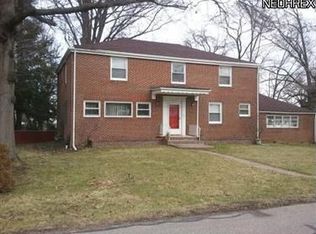 495 E 44th St, Lorain, OH 44052