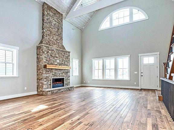 5th image of 5729 Hickory Dr