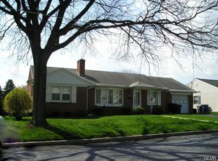 2220 W Woodlawn St, Allentown, PA 18104