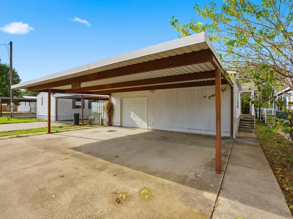 6518 Ashley Ct, Granbury, TX 76049