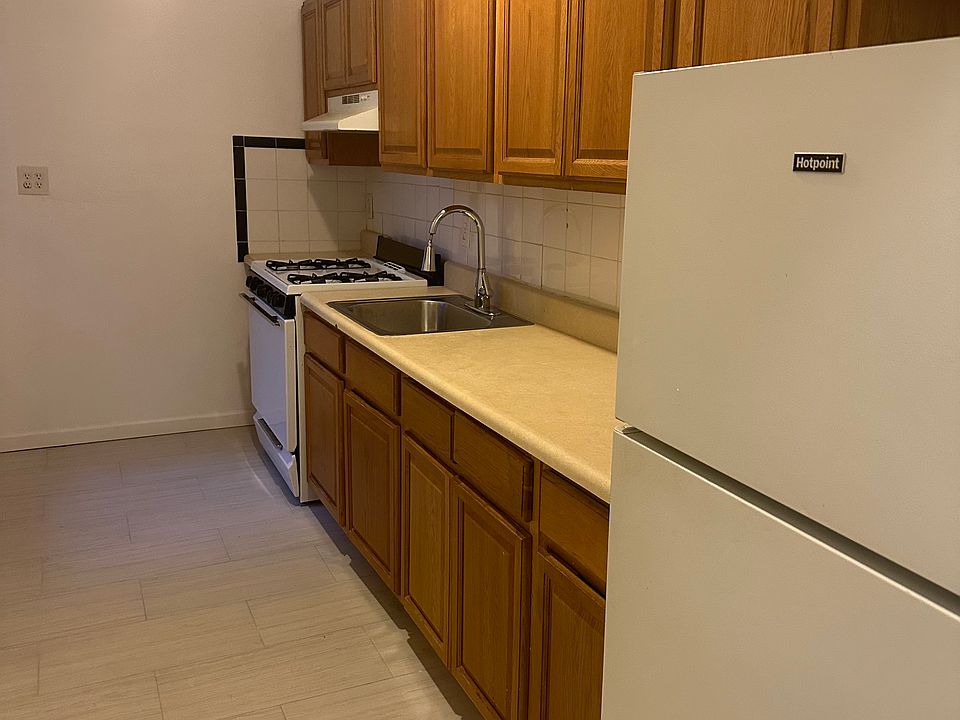 1st image of 1075 Edison Ave #4BB