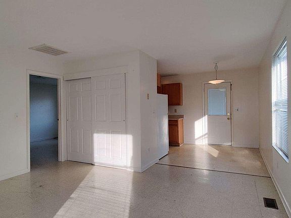 4th image of 200 Orth Dr #200