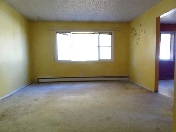3rd image of 4243 Murphy Ave