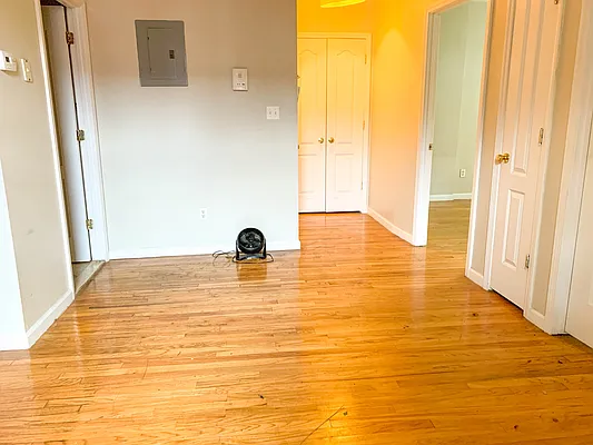 Rented by EXR | media 6