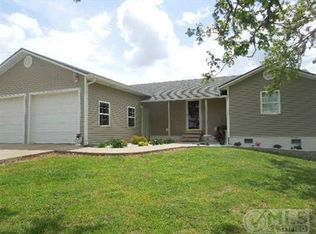 5682 Keeter Ln, Harrison, AR 72601